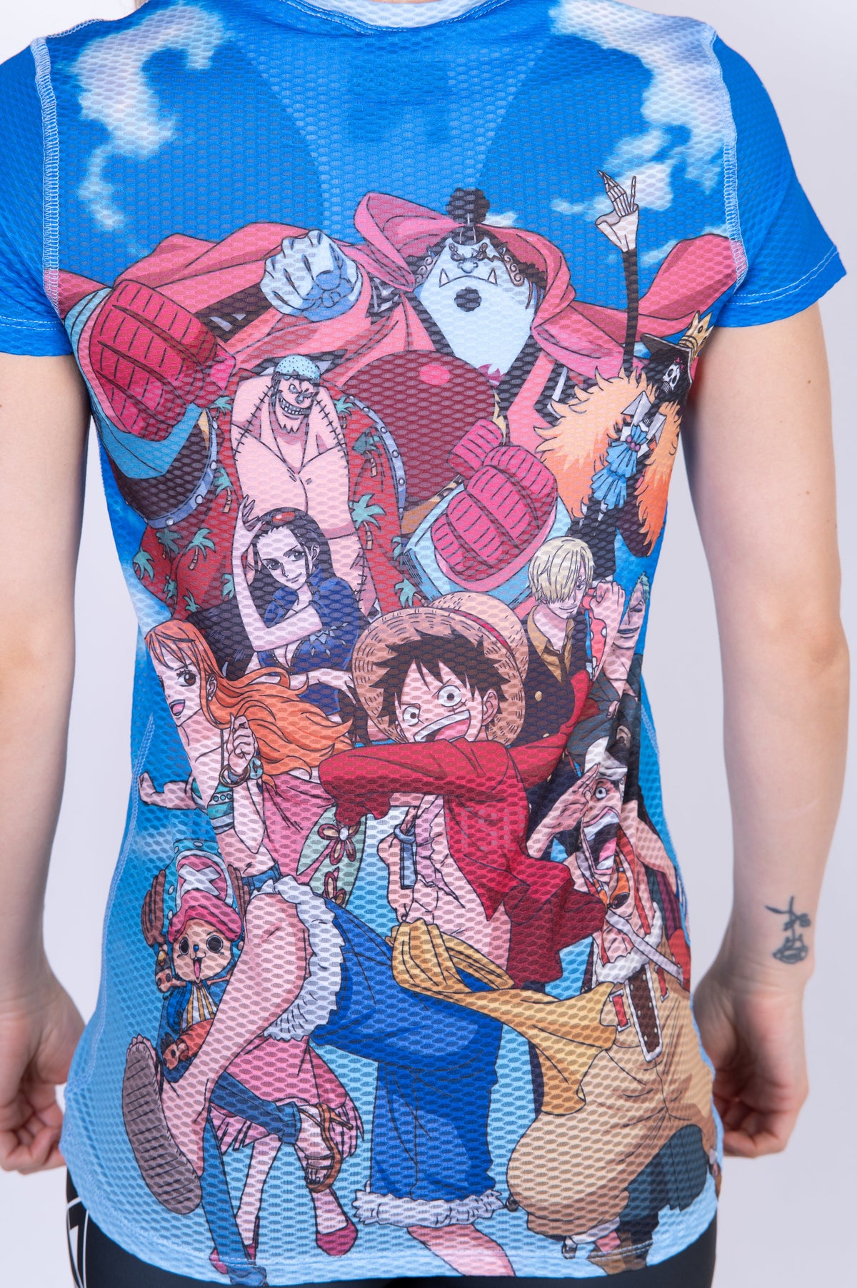 OTSO Damen Kurzarm-Funktionsshirt - One piece fishman luffy and the crew blue – Produktansicht 10