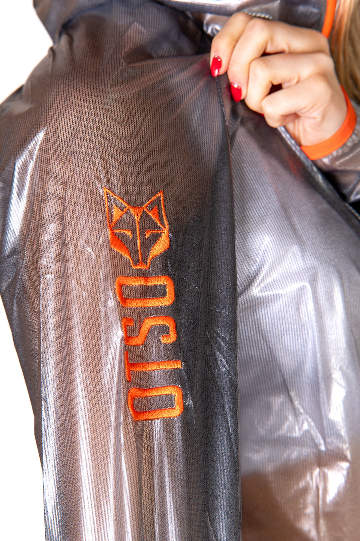 OTSO Wasserdichte Laufjacke - Black & Fluo Orange – Produktansicht 16