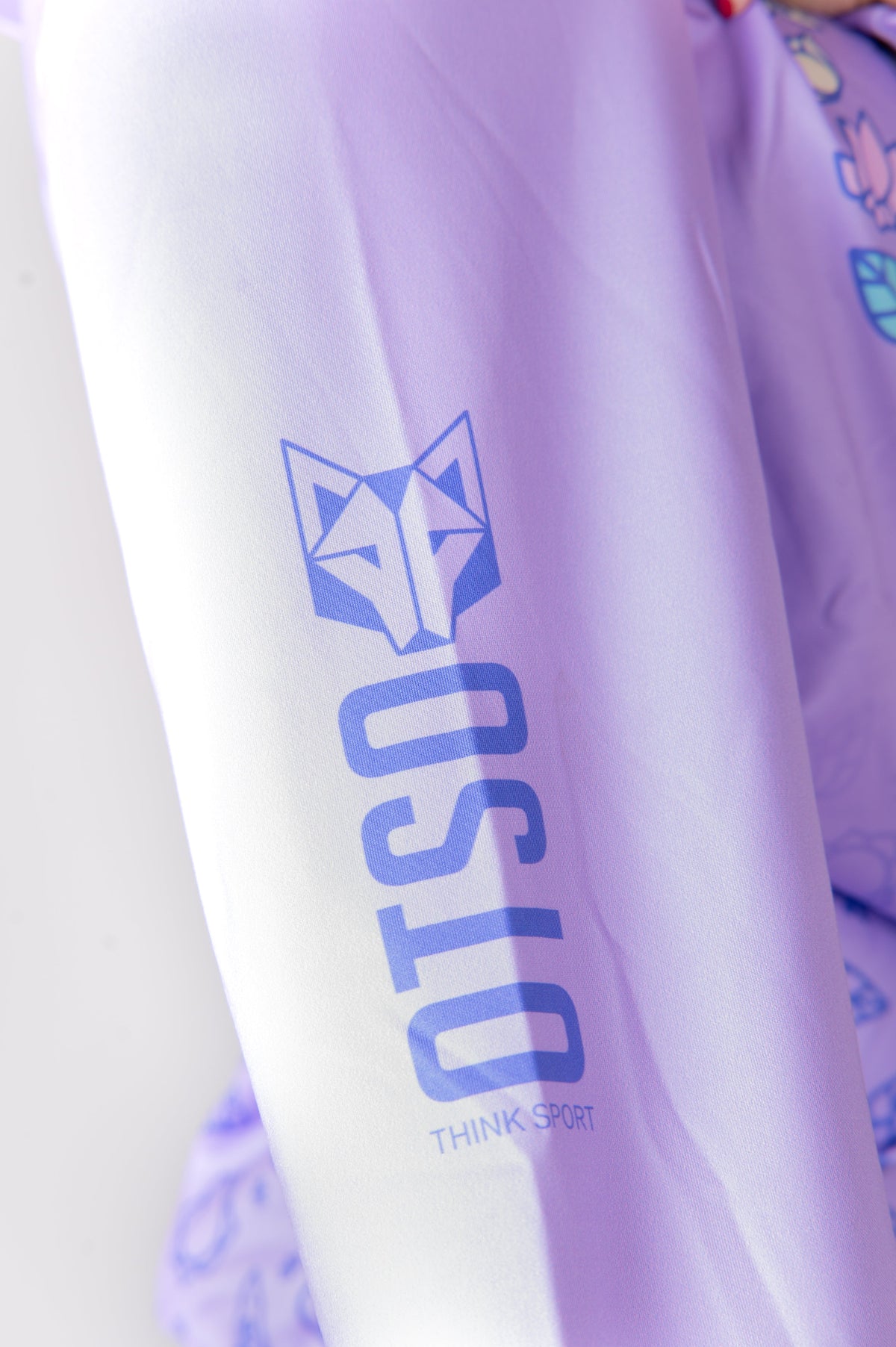OTSO Hoodie - Hello Kitty Connected – Produktansicht 10