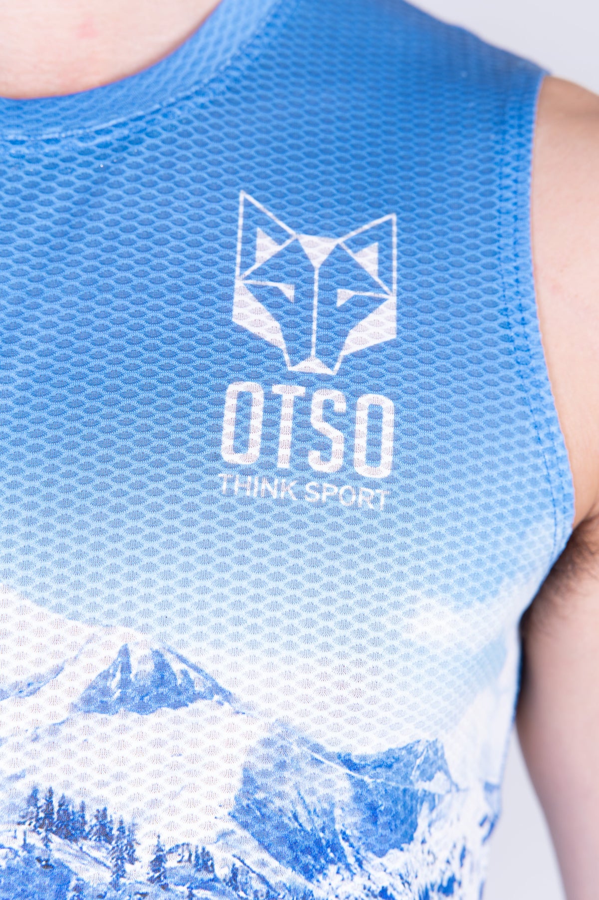 OTSO Herren Lauf-Tanktop - Snow Forest – Produktansicht 9