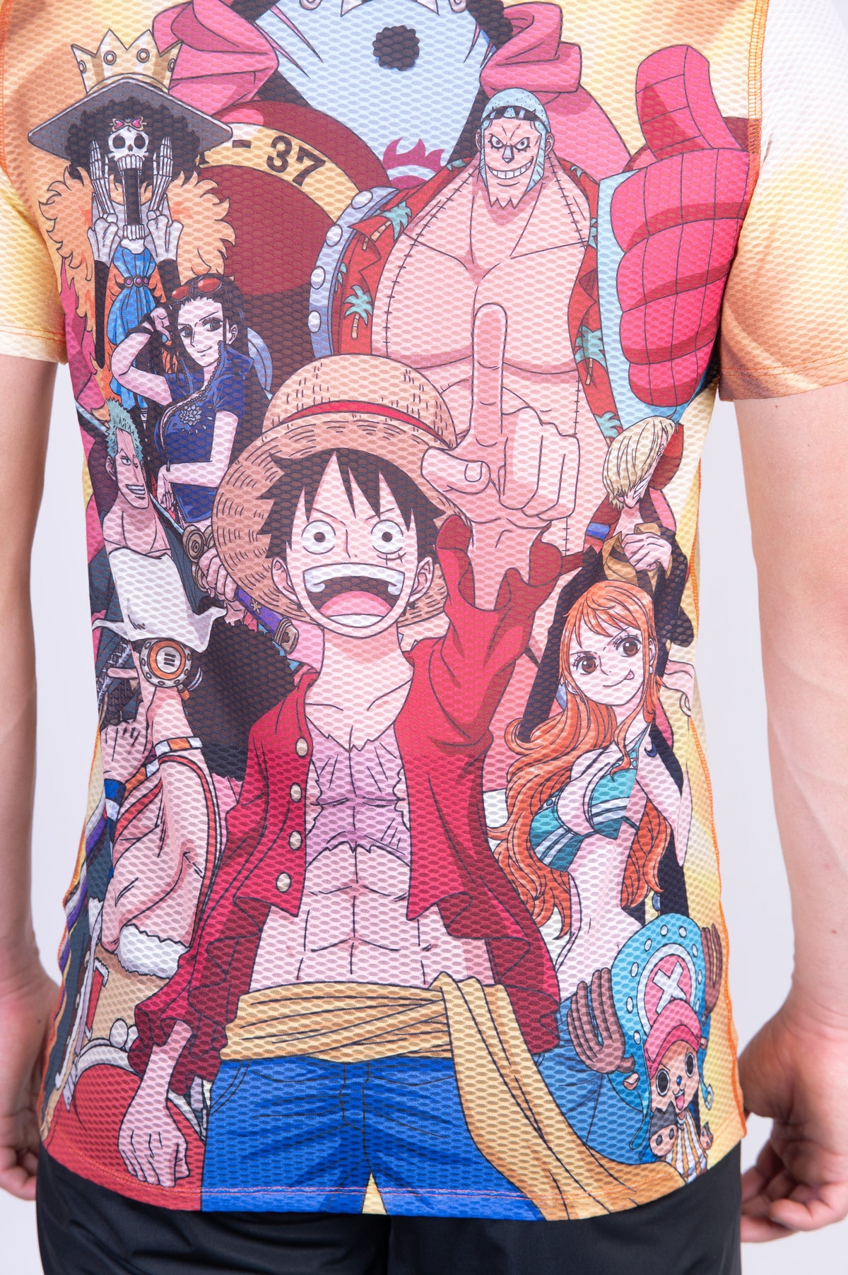 OTSO Herren Kurzarm-Funktionsshirt - One piece fishman straw hat crew yellow – Produktansicht 10