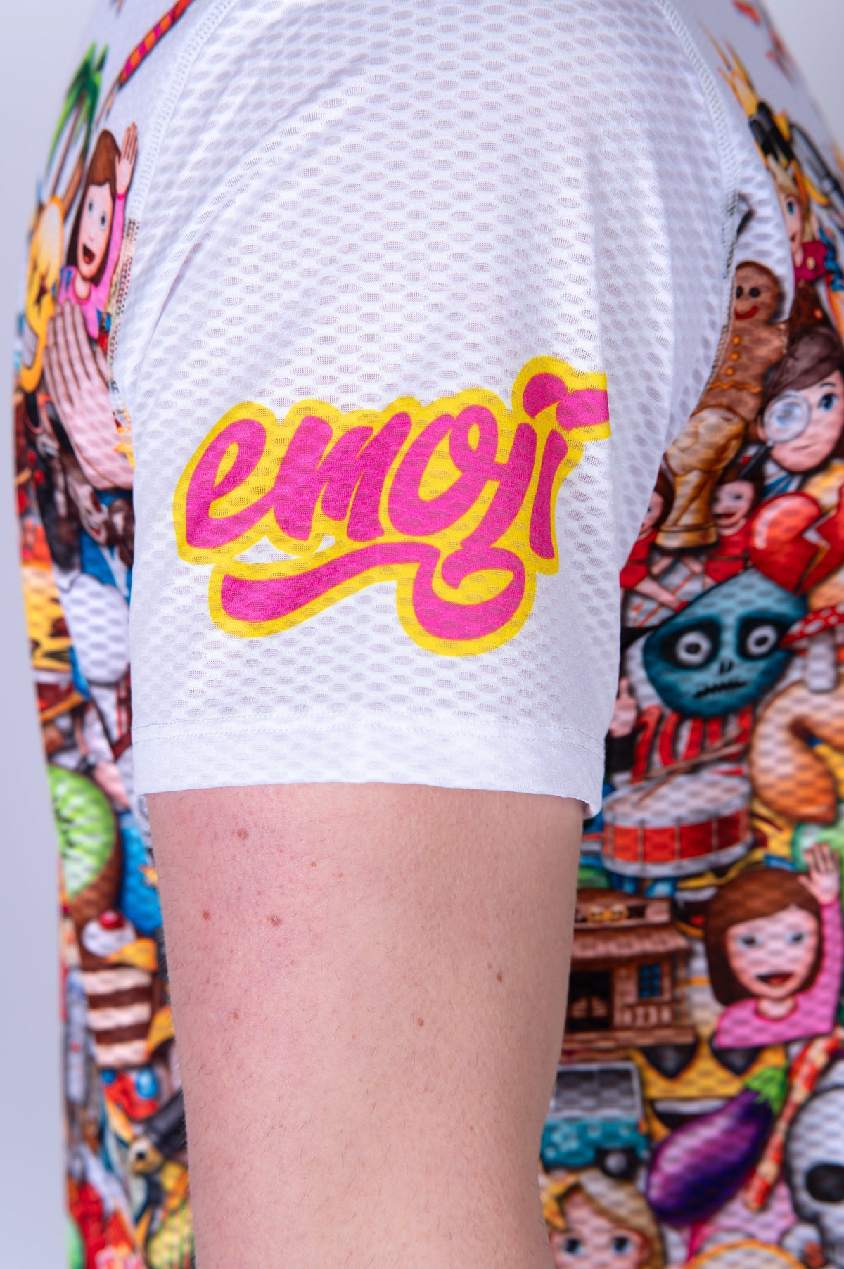 OTSO Herren Kurzarm-Funktionsshirt - Emoji Big Wave – Produktansicht 10