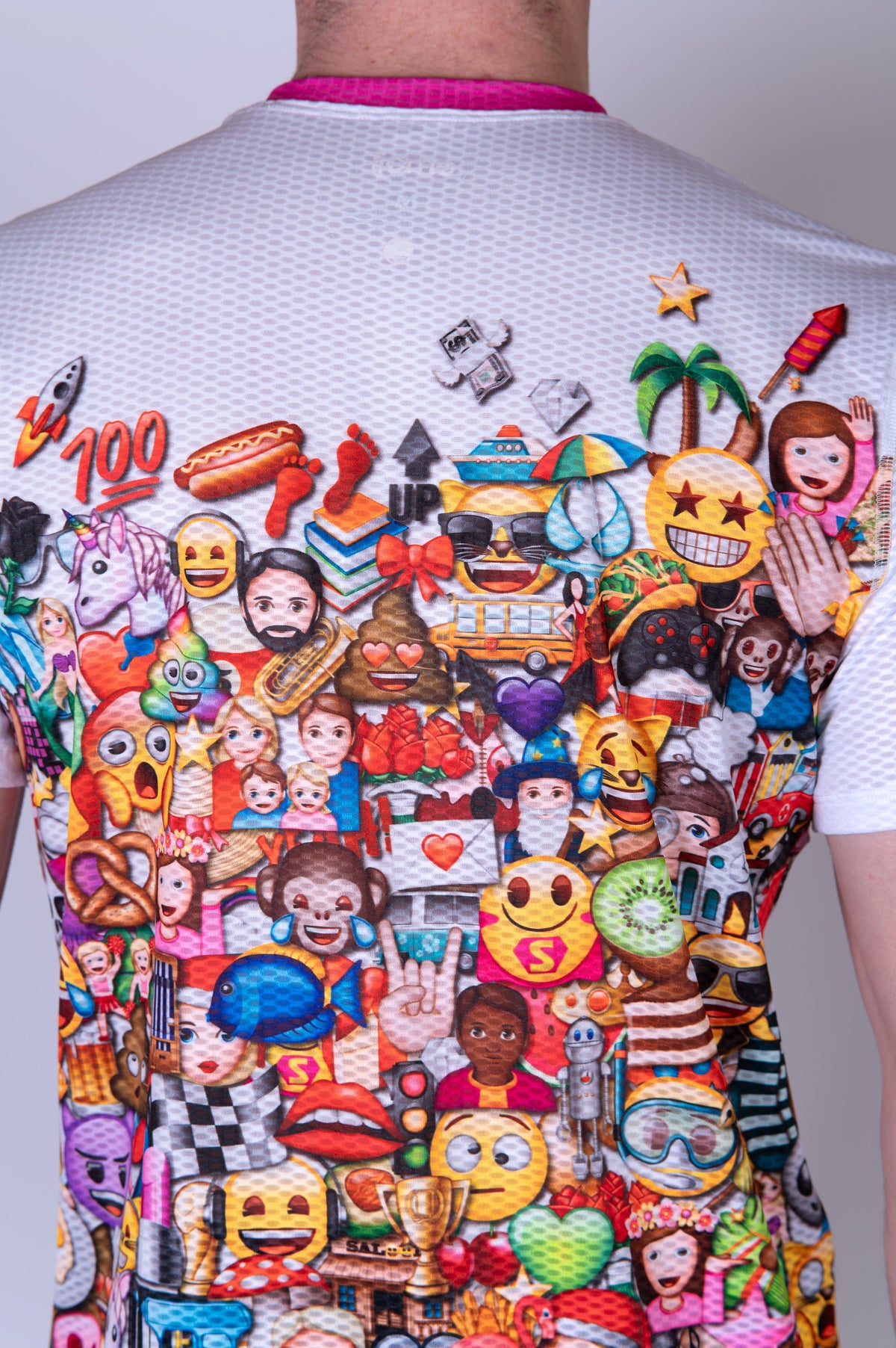 OTSO Herren Kurzarm-Funktionsshirt - Emoji Big Wave – Produktansicht 9