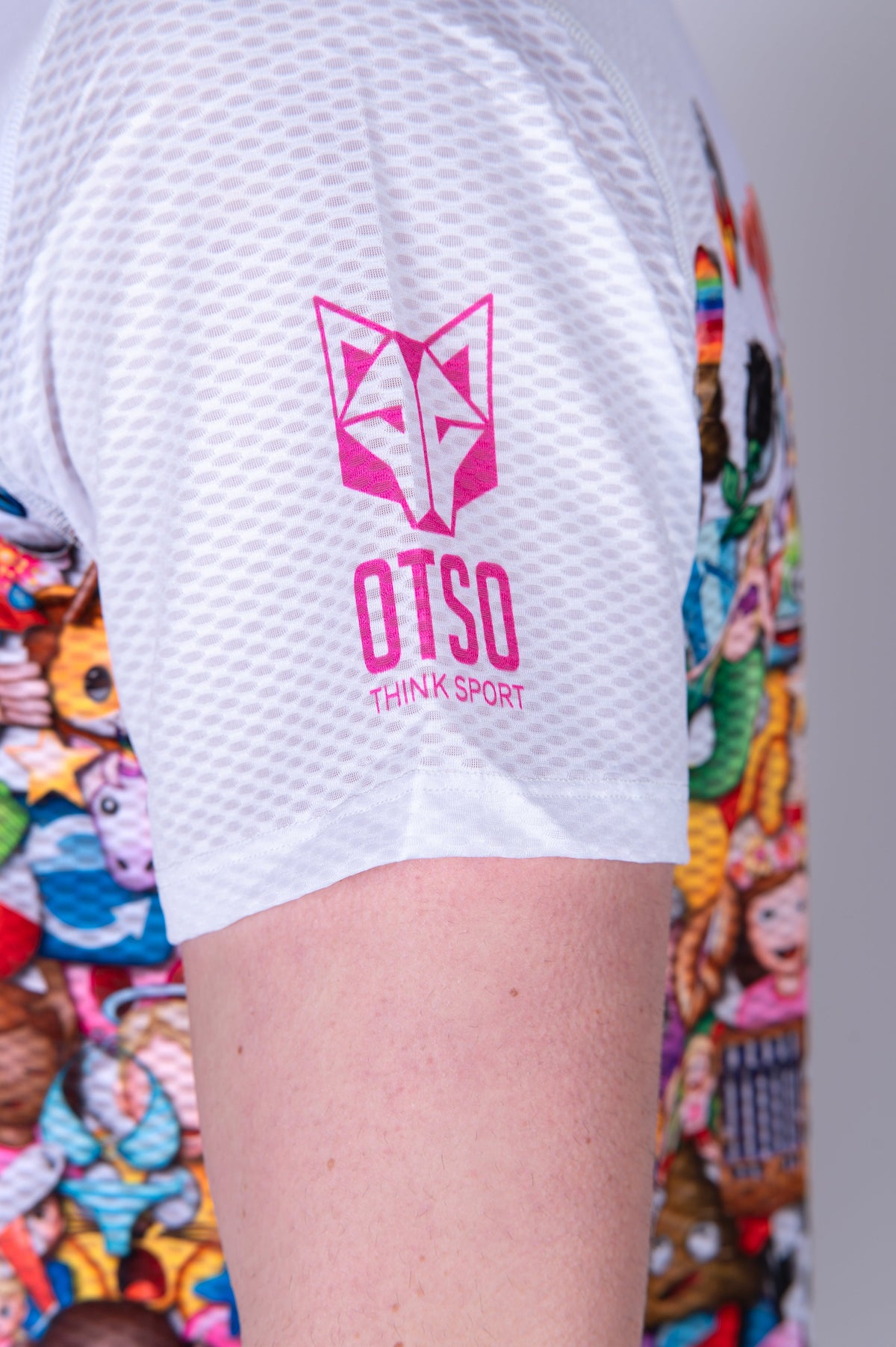 OTSO Herren Kurzarm-Funktionsshirt - Emoji Big Wave – Produktansicht 11