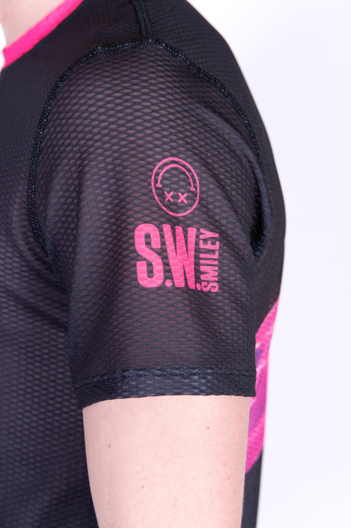 OTSO Herren Kurzarm-Funktionsshirt - S.W.Smiley Concrete Canvas Toaster – Produktansicht 11