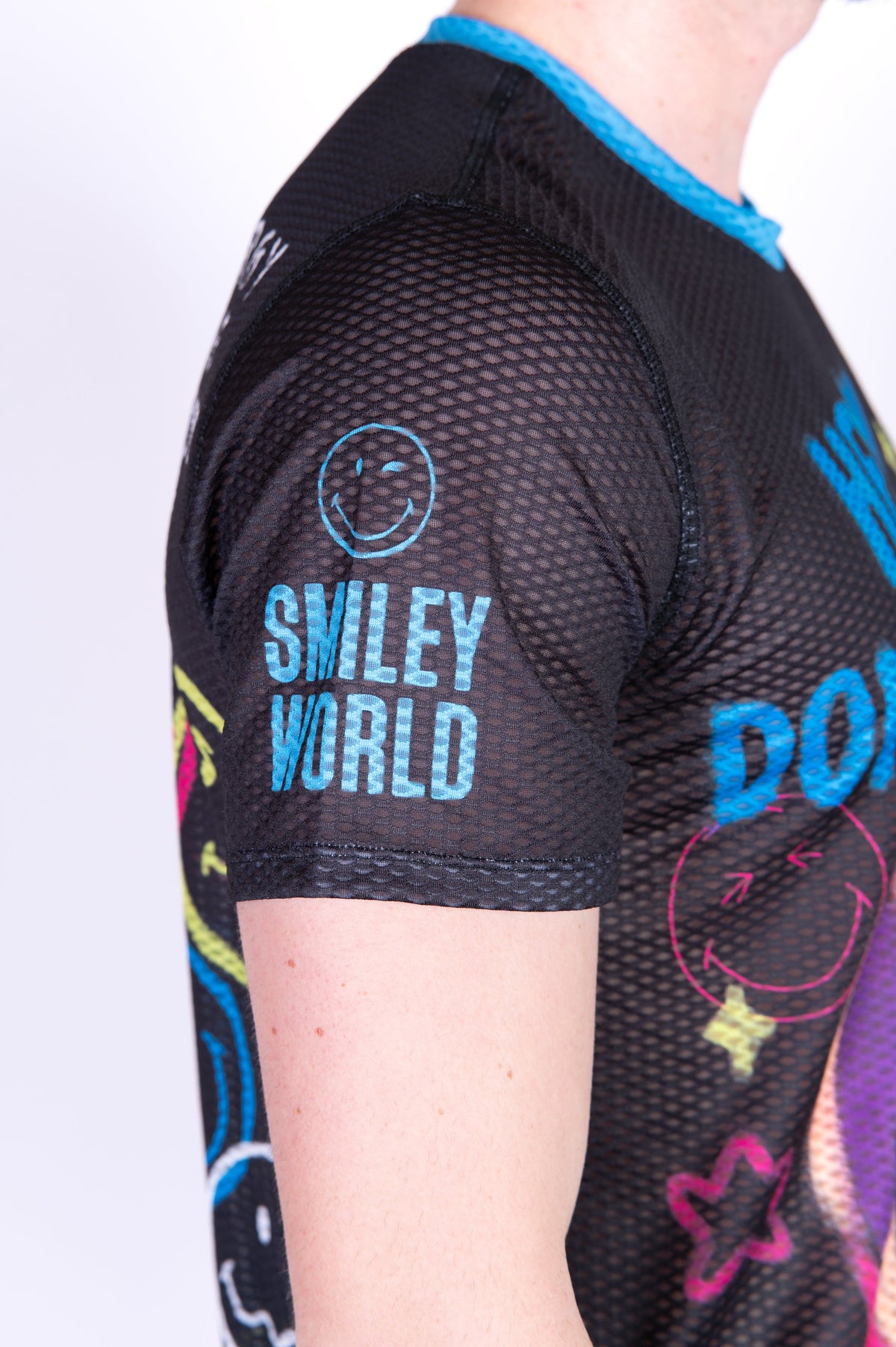 OTSO Herren Kurzarm-Funktionsshirt - S.W.Smiley Festival – Produktansicht 10