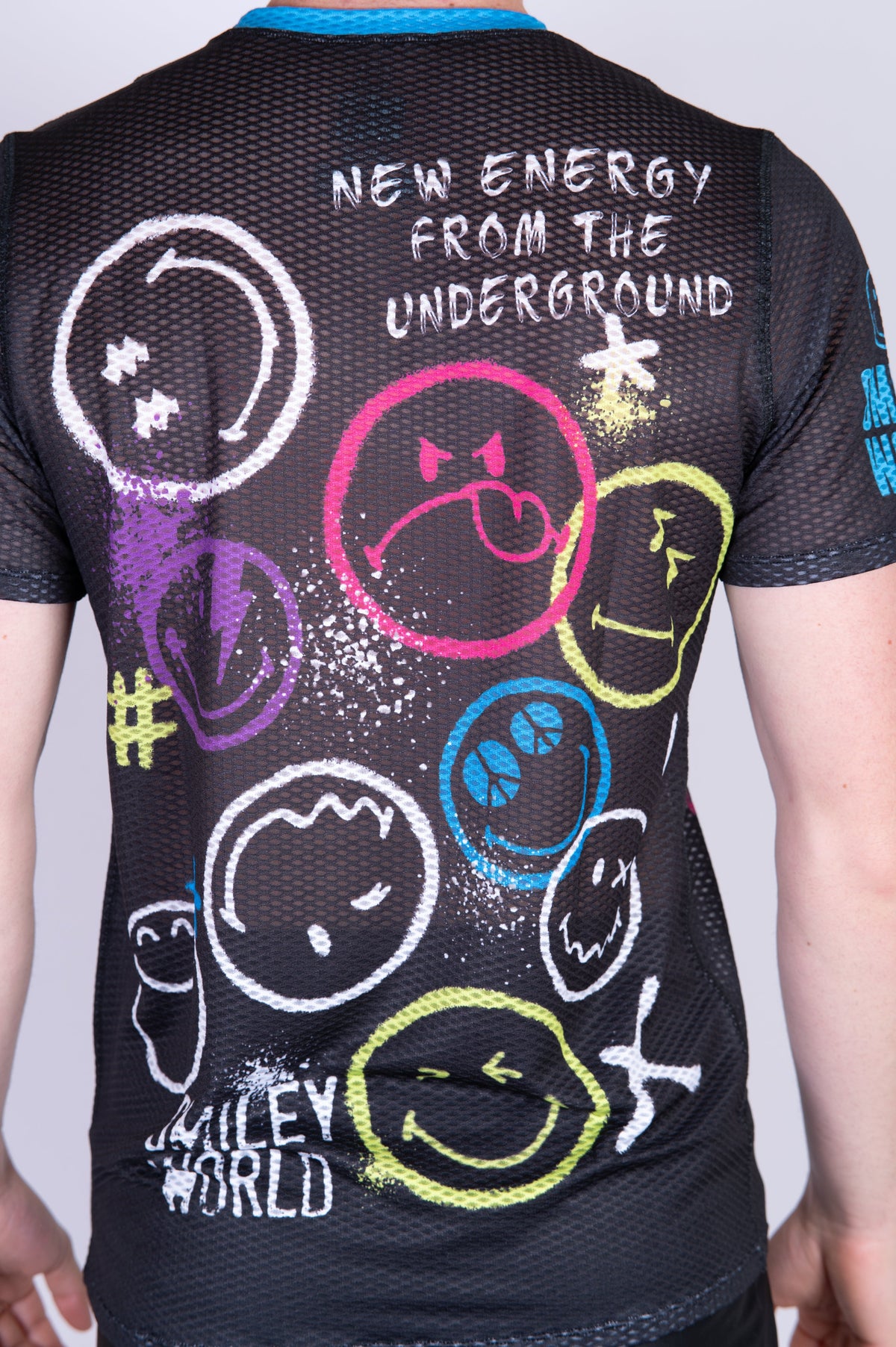 OTSO Herren Kurzarm-Funktionsshirt - S.W.Smiley Festival – Produktansicht 9