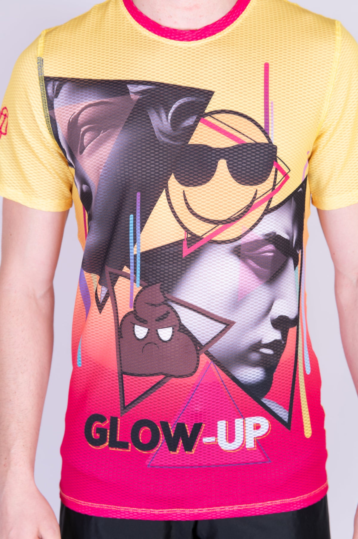 OTSO Herren Kurzarm-Funktionsshirt - Emoji Glow-Up – Produktansicht 8
