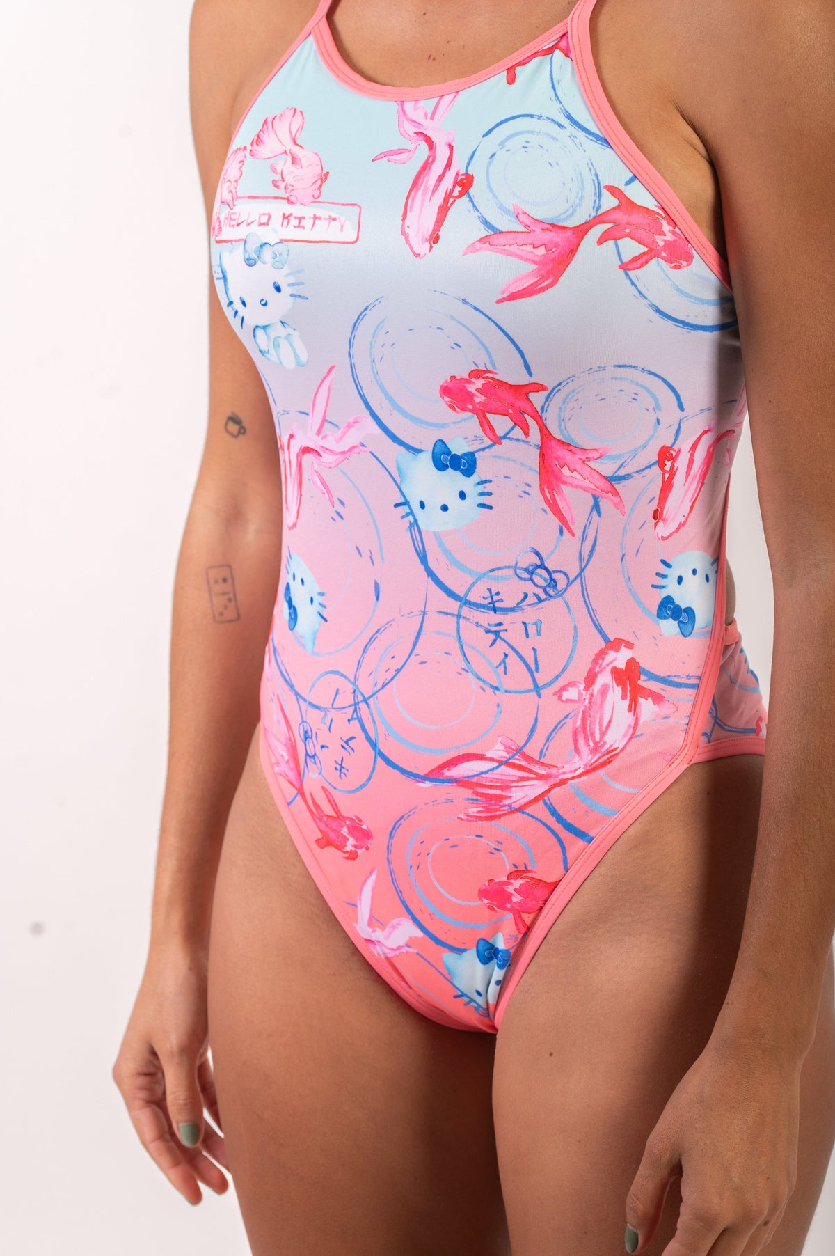 OTSO Damen/Mädchen Badeanzug - Hello Kitty Wave – Produktansicht 7
