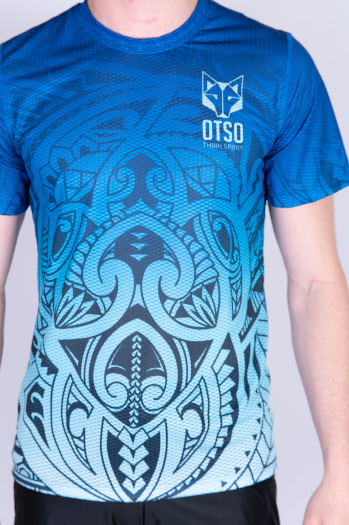 OTSO Herren Kurzarm-Funktionsshirt - Maori Tangaroa – Produktansicht 8