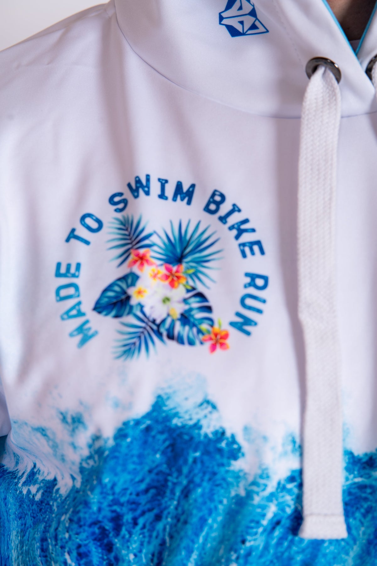 OTSO Hoodie - Swim Bike Run Wave – Produktansicht 19