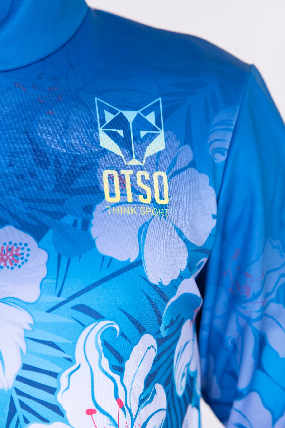 OTSO Hoodie - Swim Bike Run Flower – Produktansicht 10