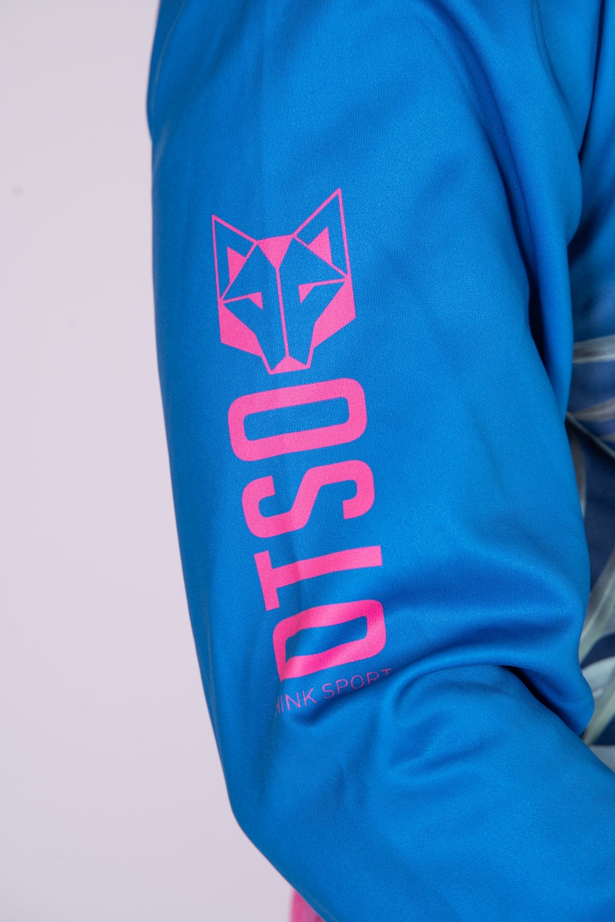 OTSO Hoodie - Kona Pua Aloalo – Produktansicht 18