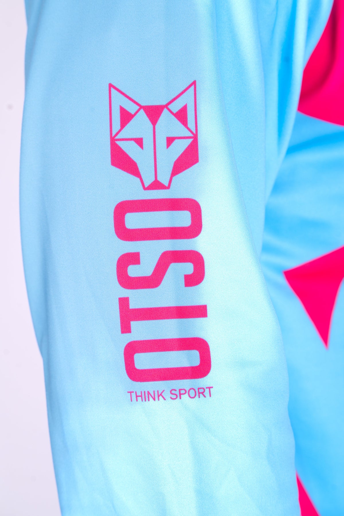 OTSO Hoodie - Light Blue & Pink – Produktansicht 10
