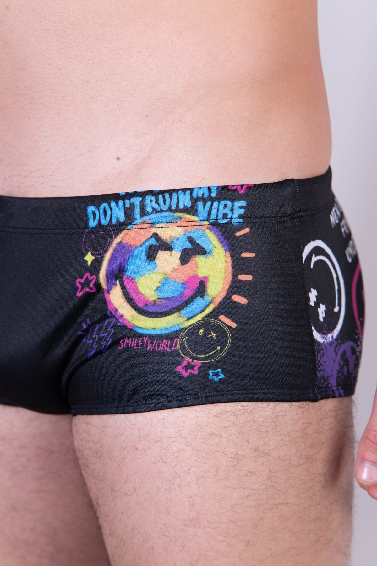 OTSO Herren Badehose Trunk - S.W.Smiley World Festival – Produktansicht 10