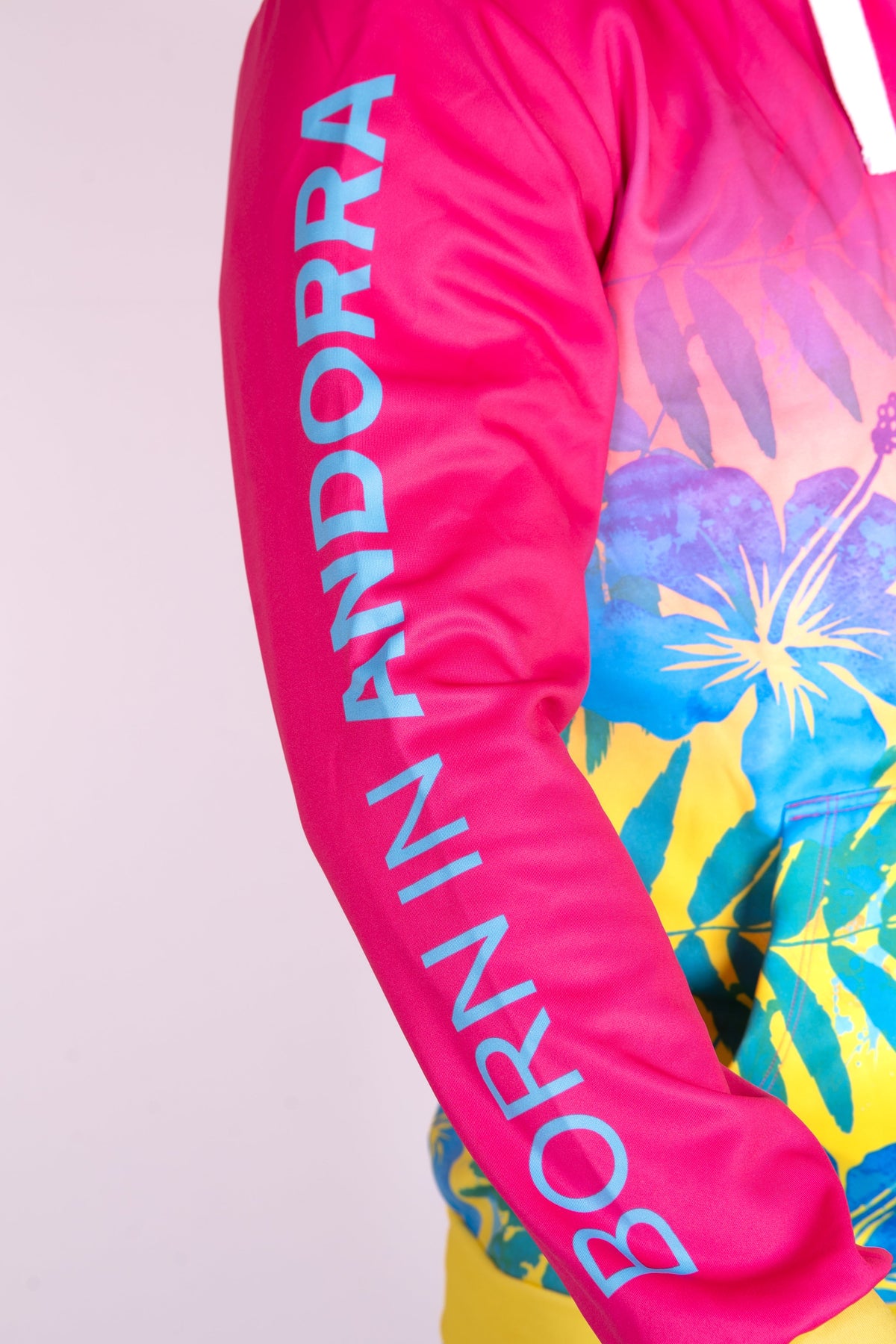 OTSO Hoodie - Floral Pink – Produktansicht 20