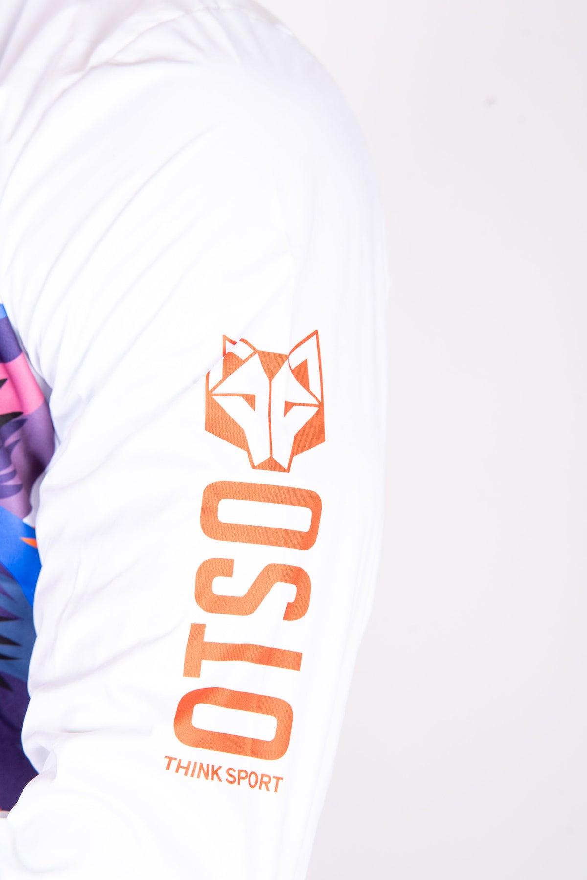 OTSO Unisex Laufjacke - Be a Lion – Produktansicht 11
