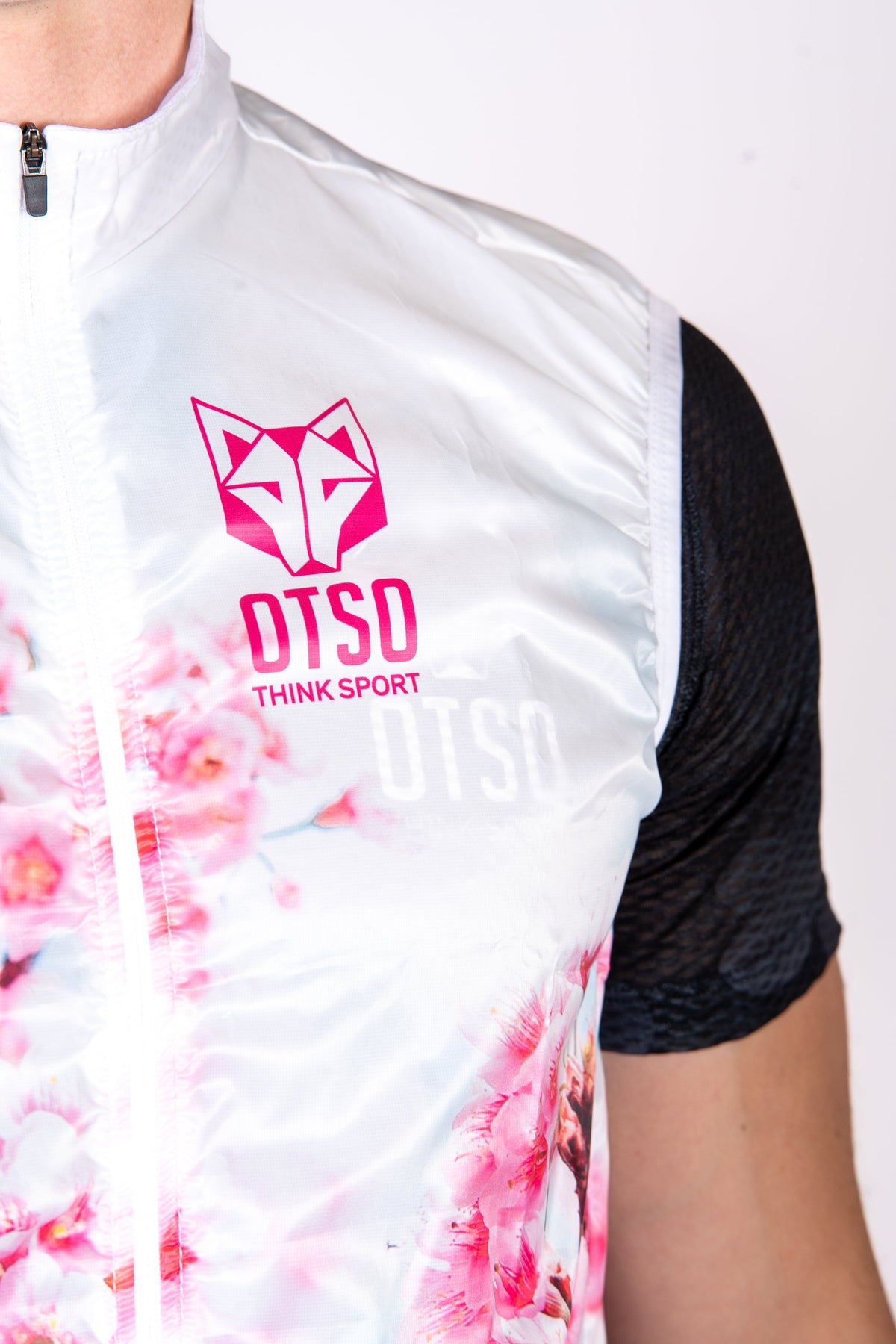 OTSO Unisex Laufweste - Almond Blossom – Produktansicht 17