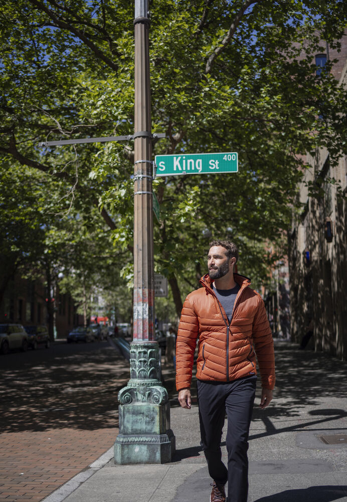 Mount Adams Jkt Men von Cutter & Buck – Orange Rust