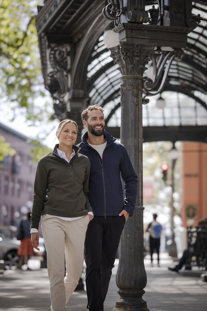 Edgemont Chinos Ladies von Cutter & Buck – Beige