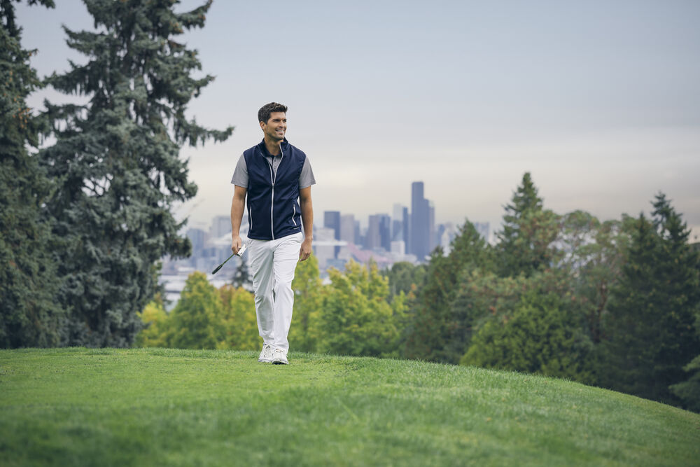 Snoqualmie Vest Men von Cutter & Buck – Dark Navy