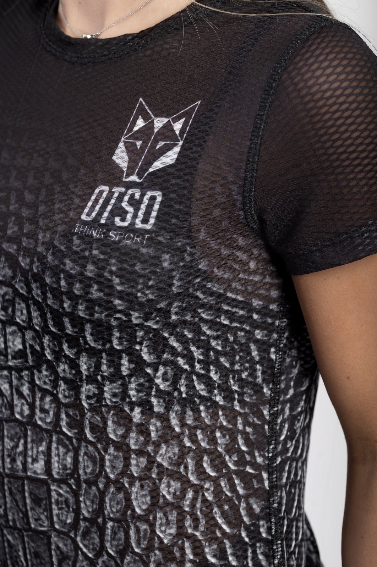 OTSO Damen Kurzarm-Funktionsshirt - Black Snake – Produktansicht 8