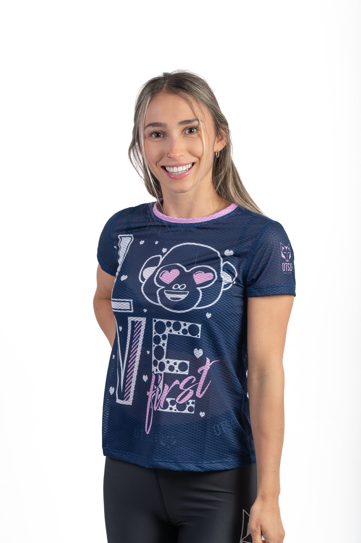OTSO Damen Kurzarm-Funktionsshirt - Emoji Love First – Produktansicht 3