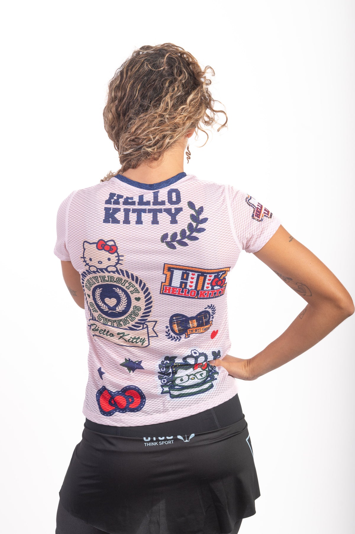 OTSO Damen/Mädchen Kurzarm-Funktionsshirt - Hello Kitty Cheerleading – Produktansicht 6
