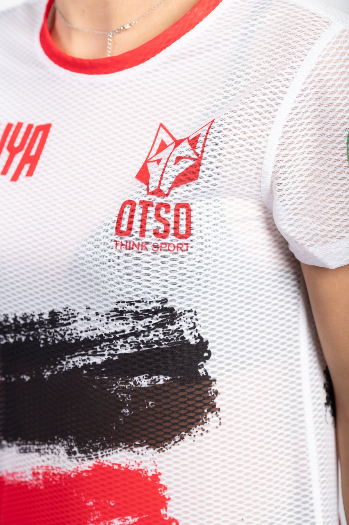 OTSO Damen Kurzarm-Funktionsshirt - Kimbia Kenya – Produktansicht 8