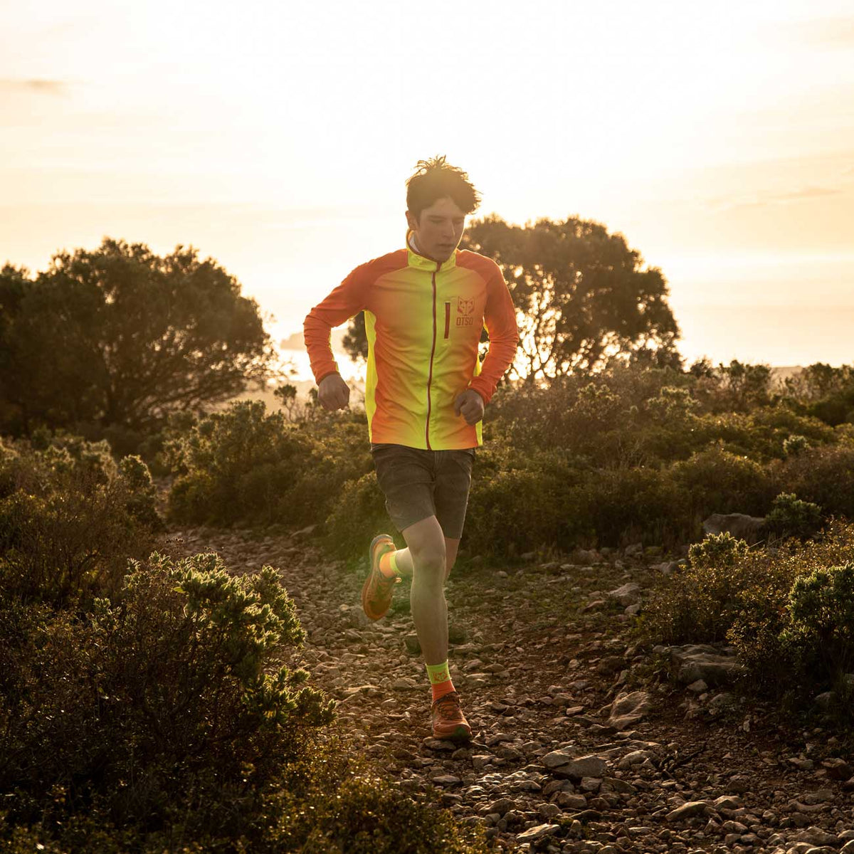 OTSO Unisex Sport-Hoodie - Fluo Orange & Fluo Yellow – Produktansicht 21