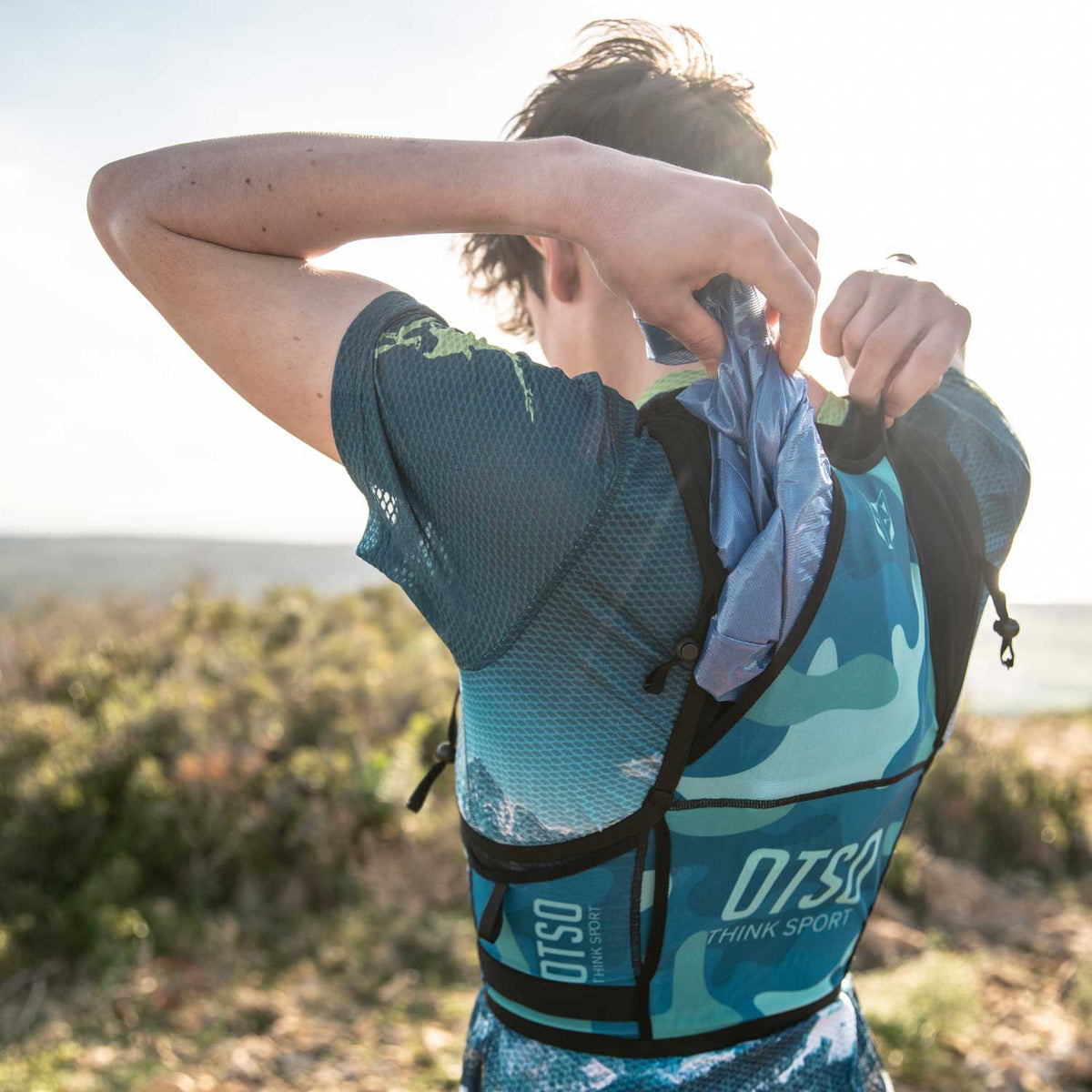 OTSO Trailrunning-Rucksack - Camo Blue – Produktansicht 2