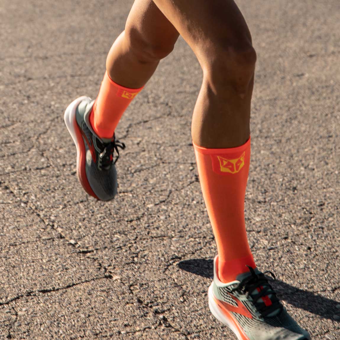 OTSO Ultraleichte Sportsocken - Fluo Orange – Produktansicht 3